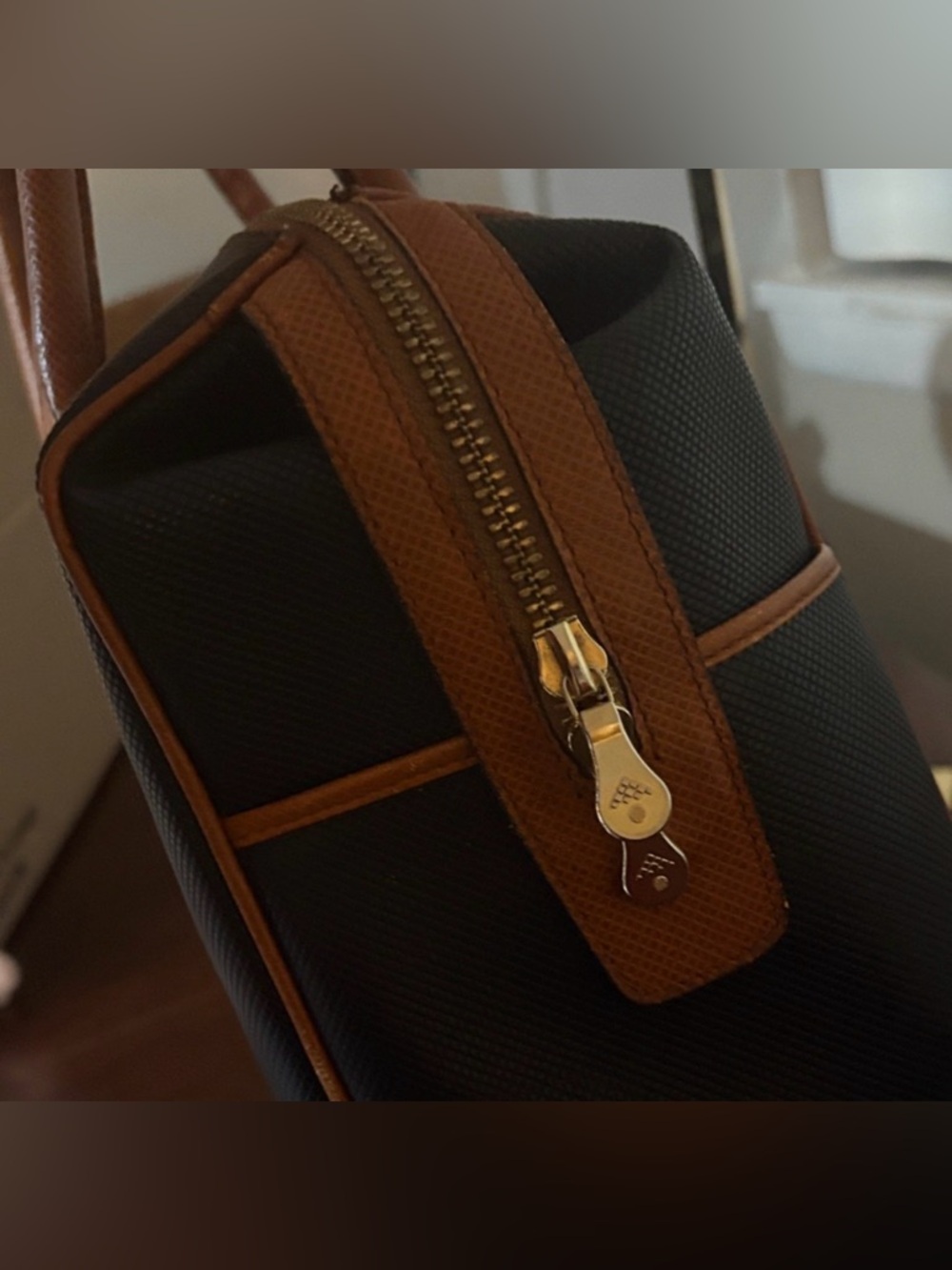 Bottega Veneta Black Travel Bag with Brown Leather Trim - Picture 4 of 6